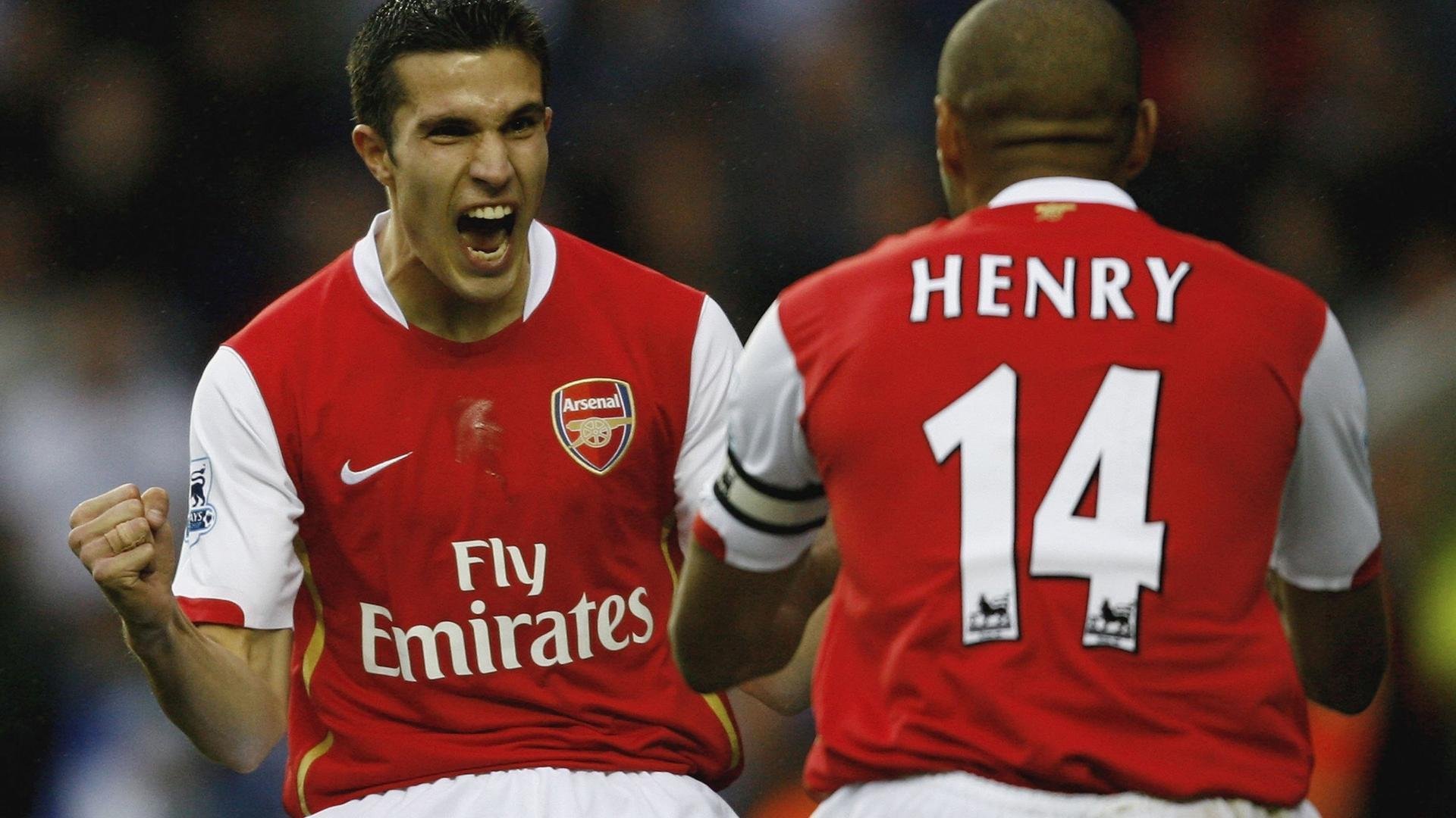 弗拉霍维奇，攻防转换的枢纽—乌克兰对阵巴拉圭的战术核心解析