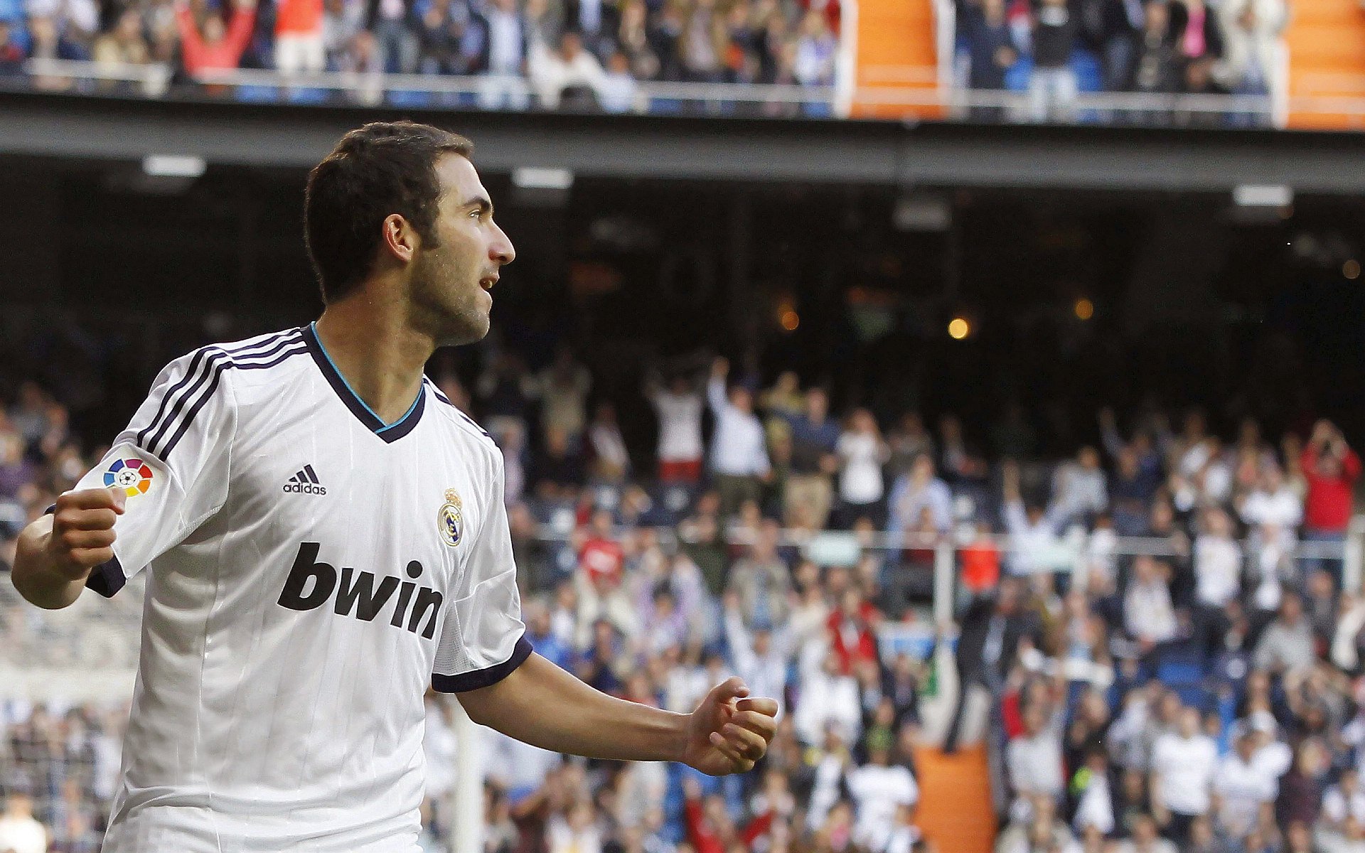 魔术碾压快船，哈登扛起全队，孤胆英雄的夜晚与团队迷失的警钟